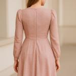 Hakim Yaka Taşlı Boncuk İşlemeli Elbise – Kemerli, Dantel Dokulu, Midi Boy